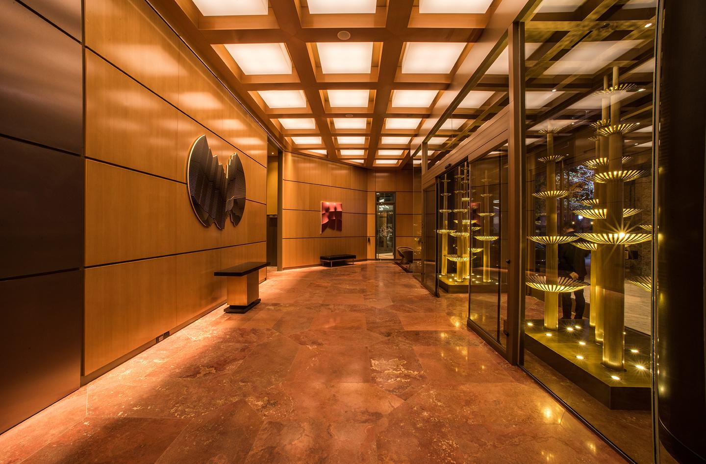 Conrad Chicago | Epstein
